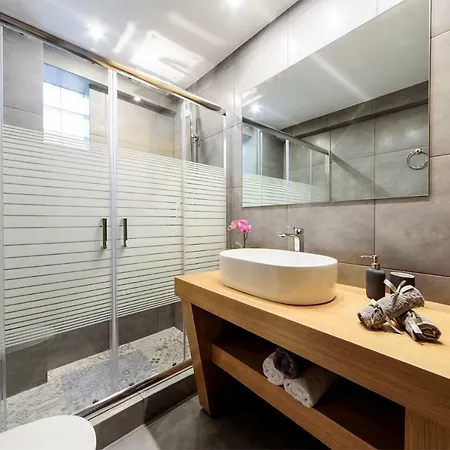 M&D Luxury Suites In Central Athens Exterior photo